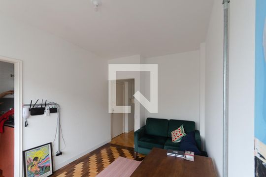 Sala de apartamento para alugar com 1 quarto, 45m² em Centro Histórico, Porto Alegre