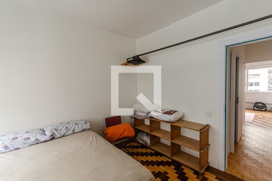 Quarto de apartamento para alugar com 1 quarto, 45m² em Centro Histórico, Porto Alegre