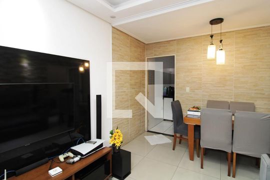 Sala de casa à venda com 3 quartos, 136m² em Jardim Guapira, São Paulo