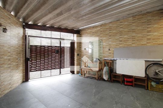 Garagem de casa à venda com 3 quartos, 136m² em Jardim Guapira, São Paulo