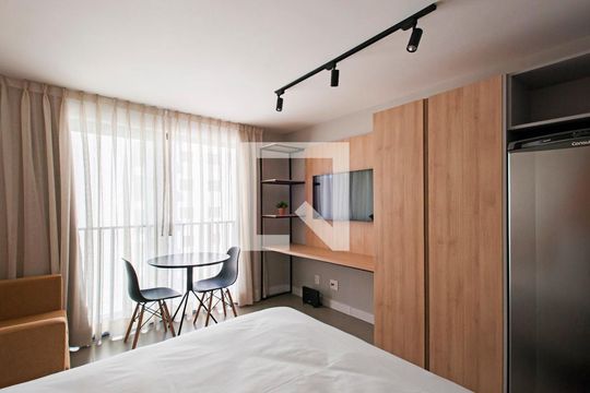 Sala/Quarto/Cozinha de apartamento à venda com 1 quarto, 24m² em Auxiliadora, Porto Alegre