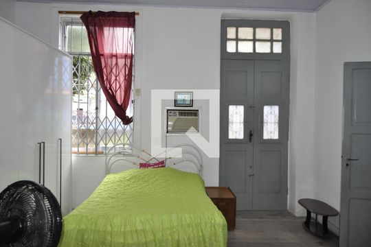 Quarto de casa à venda com 3 quartos, 286m² em Sampaio, Rio de Janeiro
