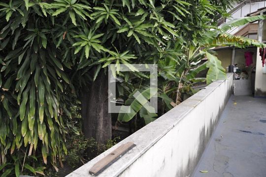 Área comum de casa à venda com 3 quartos, 286m² em Sampaio, Rio de Janeiro