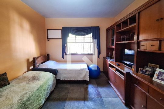 Quarto 1 de casa à venda com 4 quartos, 1000m² em Fonseca, Niterói