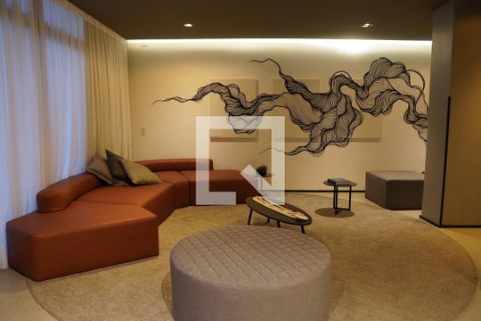 Hall de kitnet/studio para alugar com 1 quarto, 88m² em Pinheiros, São Paulo
