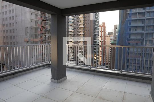 Varanda de kitnet/studio para alugar com 1 quarto, 88m² em Pinheiros, São Paulo