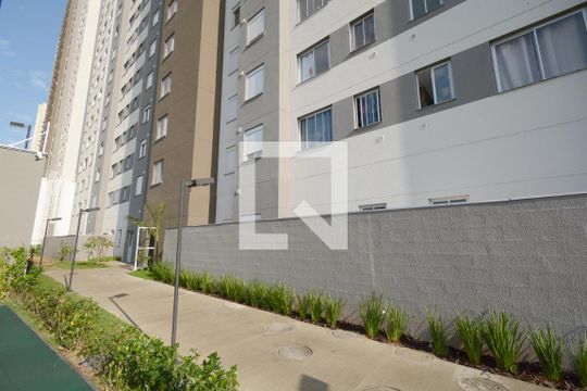 Fachada do bloco de apartamento à venda com 2 quartos, 40m² em Jardim Prudência, São Paulo