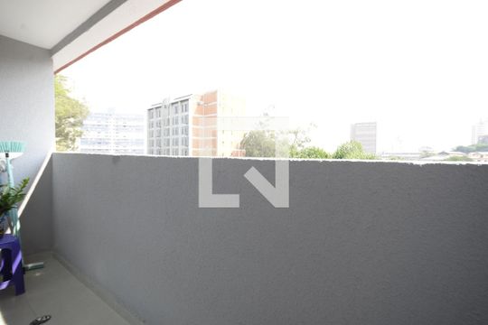 Varanda de kitnet/studio para alugar com 1 quarto, 28m² em Vila Mariana, São Paulo