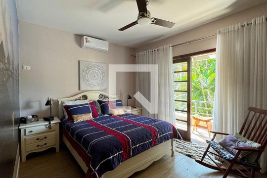 Suíte 1 de casa de condomínio à venda com 4 quartos, 430m² em Alphaville, Santana de Parnaíba