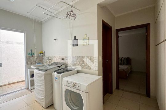 Área de Serviço de casa de condomínio à venda com 4 quartos, 430m² em Alphaville, Santana de Parnaíba