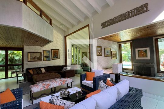 Casa de Condomínio à venda com 4 quartos, 430m² em Alphaville, Santana de Parnaíba