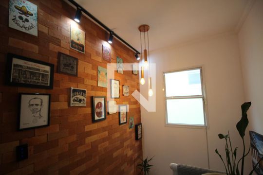 Corredor de casa à venda com 3 quartos, 119m² em Parque Monte Alegre, Taboão da Serra