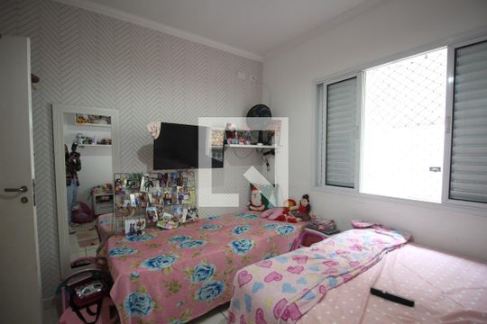 Quarto 1 de casa à venda com 3 quartos, 119m² em Parque Monte Alegre, Taboão da Serra