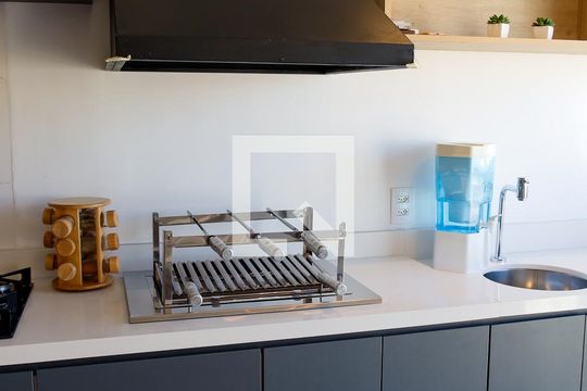 Sacada de apartamento à venda com 2 quartos, 96m² em Vila Osasco, Osasco