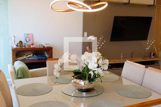 Sala de apartamento à venda com 2 quartos, 96m² em Vila Osasco, Osasco
