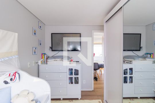 Quarto 1 de apartamento para alugar com 2 quartos, 50m² em Jardim Roberto, Osasco