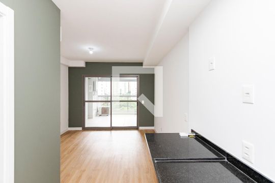 Kitnet/Studio para alugar com 1 quarto, 32m² em Jardim das Acácias, São Paulo