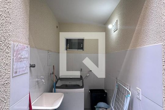 Área externa - Lavanderia de kitnet/studio para alugar com 1 quarto, 20m² em Jardim Bonfiglioli, São Paulo