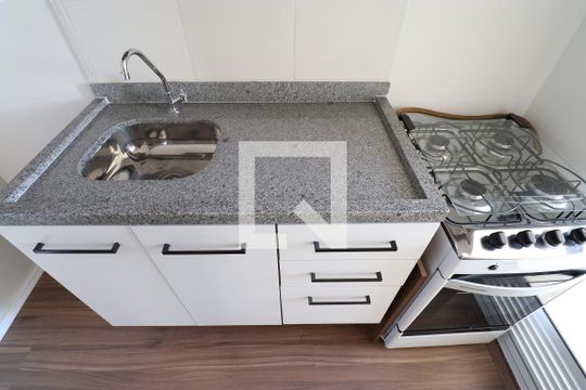 Cozinha de apartamento à venda com 2 quartos, 31m² em Água Branca, São Paulo