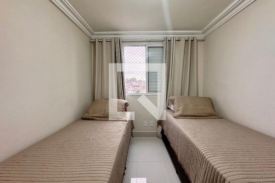 Quarto 2 de apartamento à venda com 2 quartos, 50m² em Parque Erasmo Assunção, Santo André