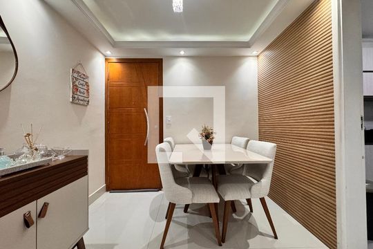 Sala de apartamento à venda com 2 quartos, 50m² em Parque Erasmo Assunção, Santo André