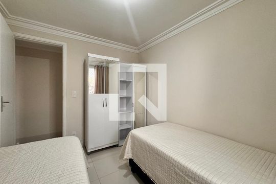 Quarto 1 de apartamento à venda com 2 quartos, 50m² em Parque Erasmo Assunção, Santo André