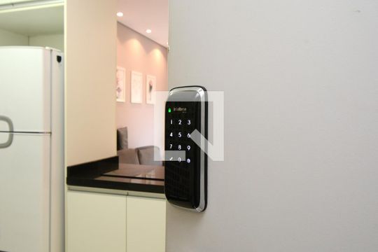 Detalhe Sala de apartamento à venda com 1 quarto, 38m² em Vila Castelo, São Paulo
