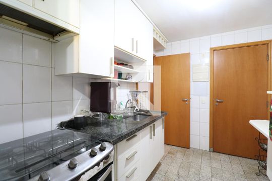 Cozinha de apartamento à venda com 3 quartos, 75m² em Vila Leopoldina, São Paulo