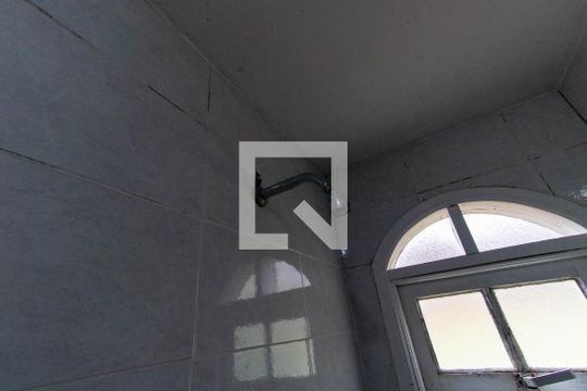 Banheiro Social de casa para alugar com 3 quartos, 230m² em Serra Grande, Niterói