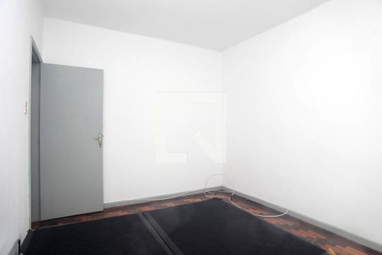 Quarto 1 de apartamento para alugar com 2 quartos, 63m² em Centro Histórico, Porto Alegre