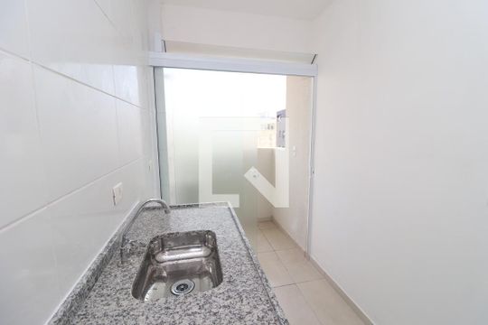 Cozinha de apartamento à venda com 1 quarto, 37m² em Vila Carrao, São Paulo