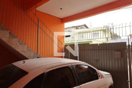 Garagem de casa para alugar com 2 quartos, 150m² em Jardim Pedro José Nunes, São Paulo