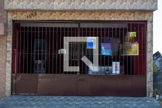 Fachada de casa à venda com 3 quartos, 125m² em Centro, Diadema