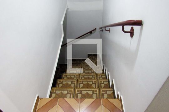 Escada de casa à venda com 3 quartos, 125m² em Centro, Diadema