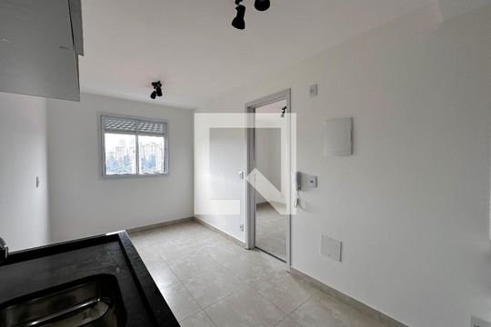 Sala/Cozinha/Área de serviço de apartamento para alugar com 1 quarto, 25m² em Jardim Monte Azul, São Paulo