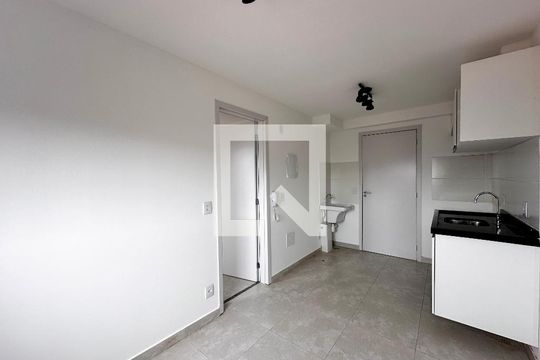 Sala/Cozinha/Área de serviço de apartamento para alugar com 1 quarto, 25m² em Jardim Monte Azul, São Paulo