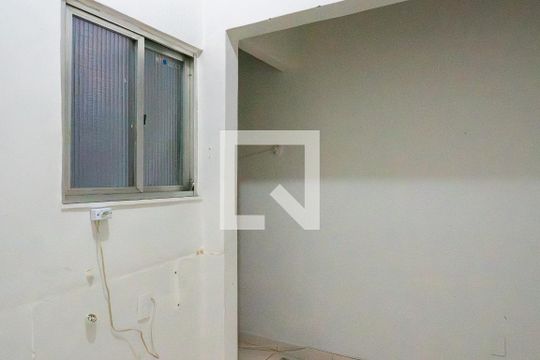 Cozinha de apartamento para alugar com 1 quarto, 43m² em Maracanã, Rio de Janeiro