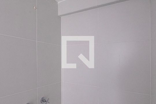 Banheiro de kitnet/studio à venda com 1 quarto, 21m² em Jardim Paulista, São Paulo