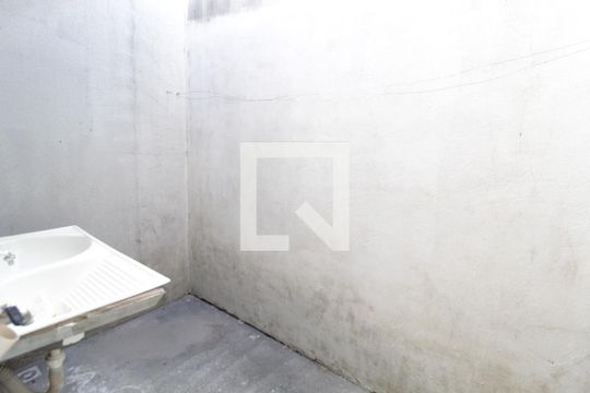 Área de Serviço de casa para alugar com 2 quartos, 107m² em Shopping Park, Uberlândia