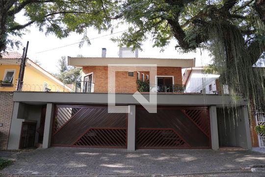 Fachada de casa à venda com 4 quartos, 620m² em City América, São Paulo