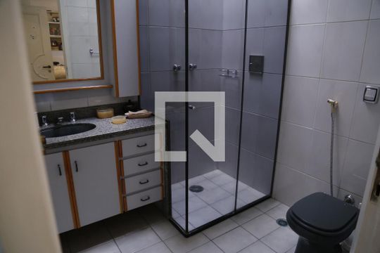 Banheiro da Suíte 1 de casa à venda com 4 quartos, 620m² em City América, São Paulo
