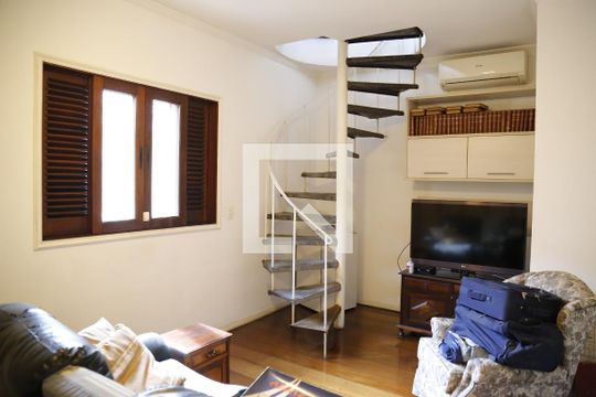 Quarto de casa à venda com 4 quartos, 620m² em City América, São Paulo