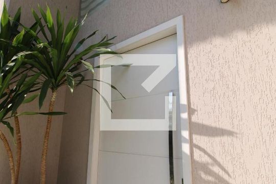 Entrada de casa à venda com 5 quartos, 437m² em Vila Inah, São Paulo