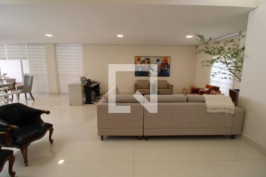 Sala de casa para alugar com 5 quartos, 437m² em Vila Inah, São Paulo