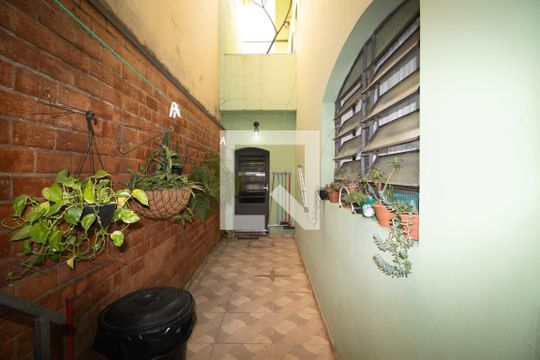 Quintal de casa à venda com 3 quartos, 160m² em Vila Guilherme, São Paulo