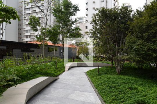 Jardim de apartamento para alugar com 2 quartos, 97m² em Cerqueira César, São Paulo