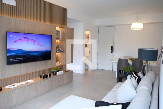 Apartamento para alugar com 2 quartos, 97m² em Cerqueira César, São Paulo