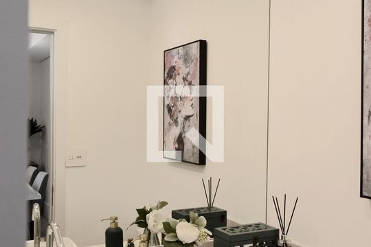 Lavabo de apartamento para alugar com 2 quartos, 97m² em Cerqueira César, São Paulo