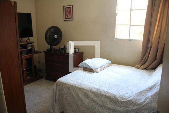 Quarto 1 de casa à venda com 3 quartos, 120m² em Bairro da Glória, Contagem