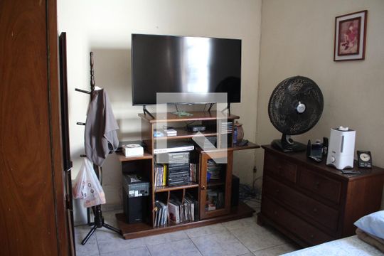 Quarto 1 de casa à venda com 3 quartos, 120m² em Bairro da Glória, Contagem